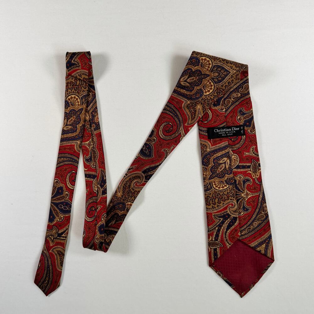 Christian Dior Men’s Silk Necktie Red Blue Paisley Made In USA Designer Tie EUC - Picture 5 of 5